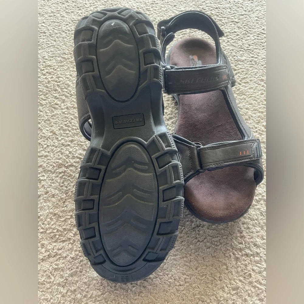 Men’s Sketchers Sandals comfort shoe Size 13